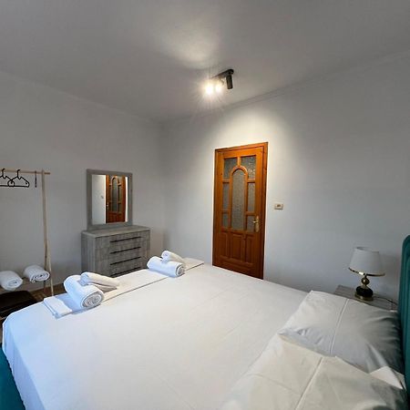 Sajmir Suites Përmet エクステリア 写真